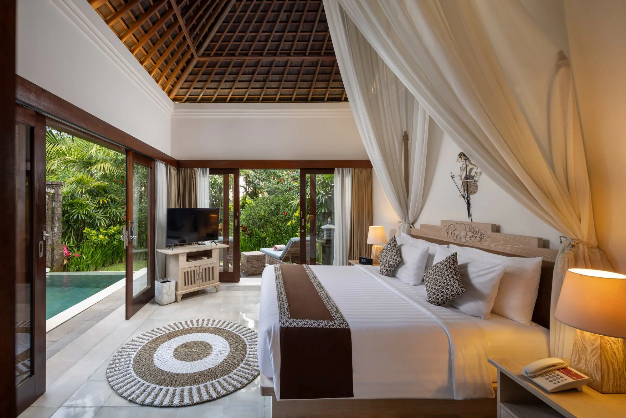 1BR Pool Villa