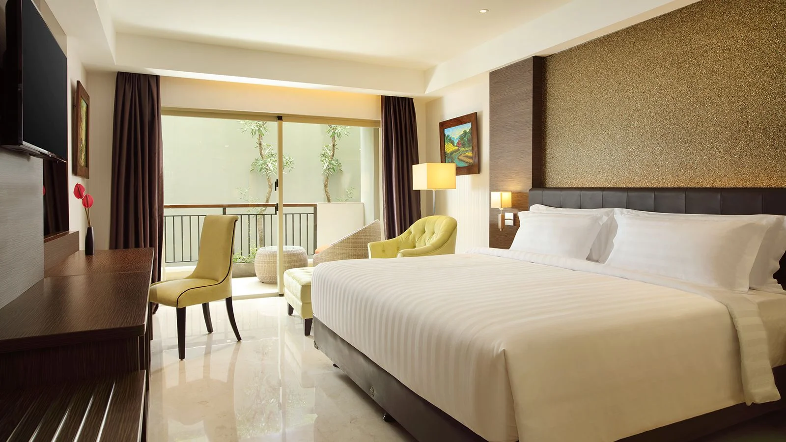 Deluxe Room with Balcony