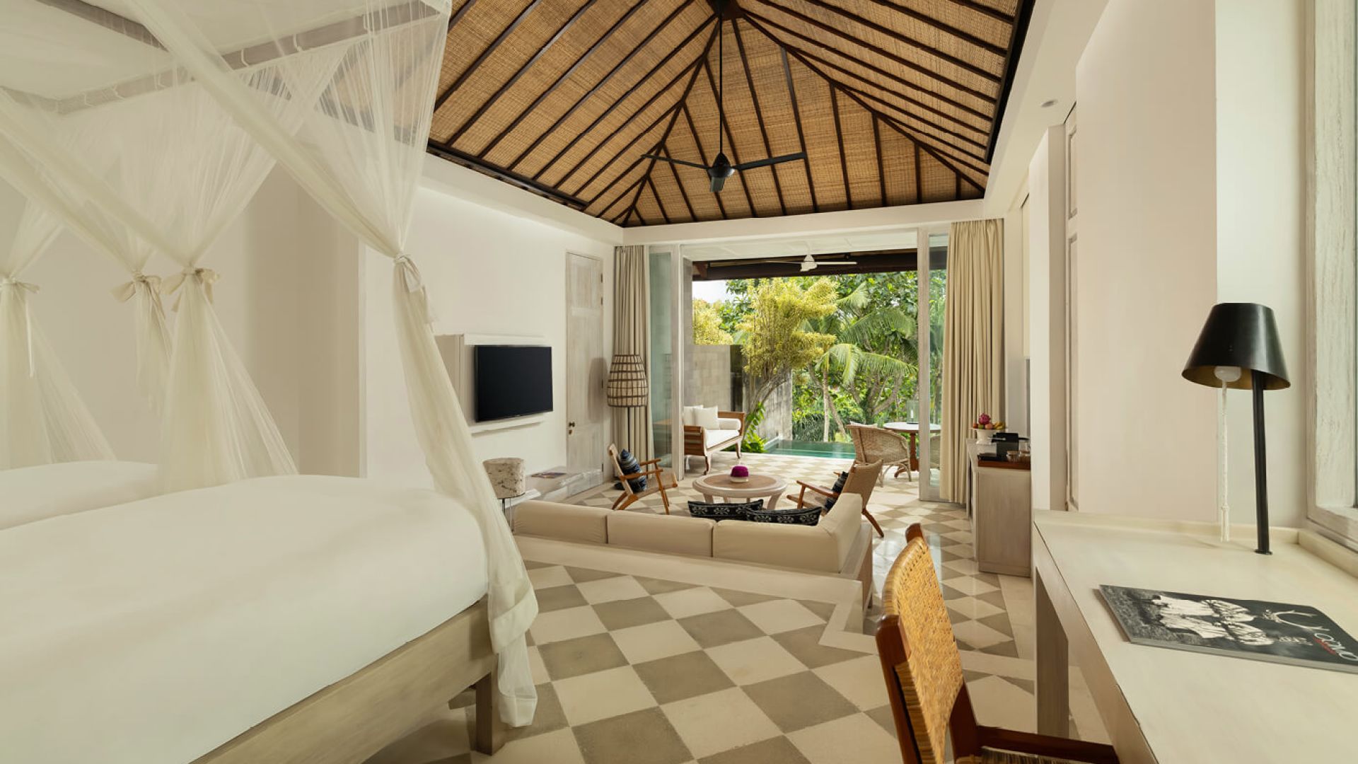 Uma Pool Villa
