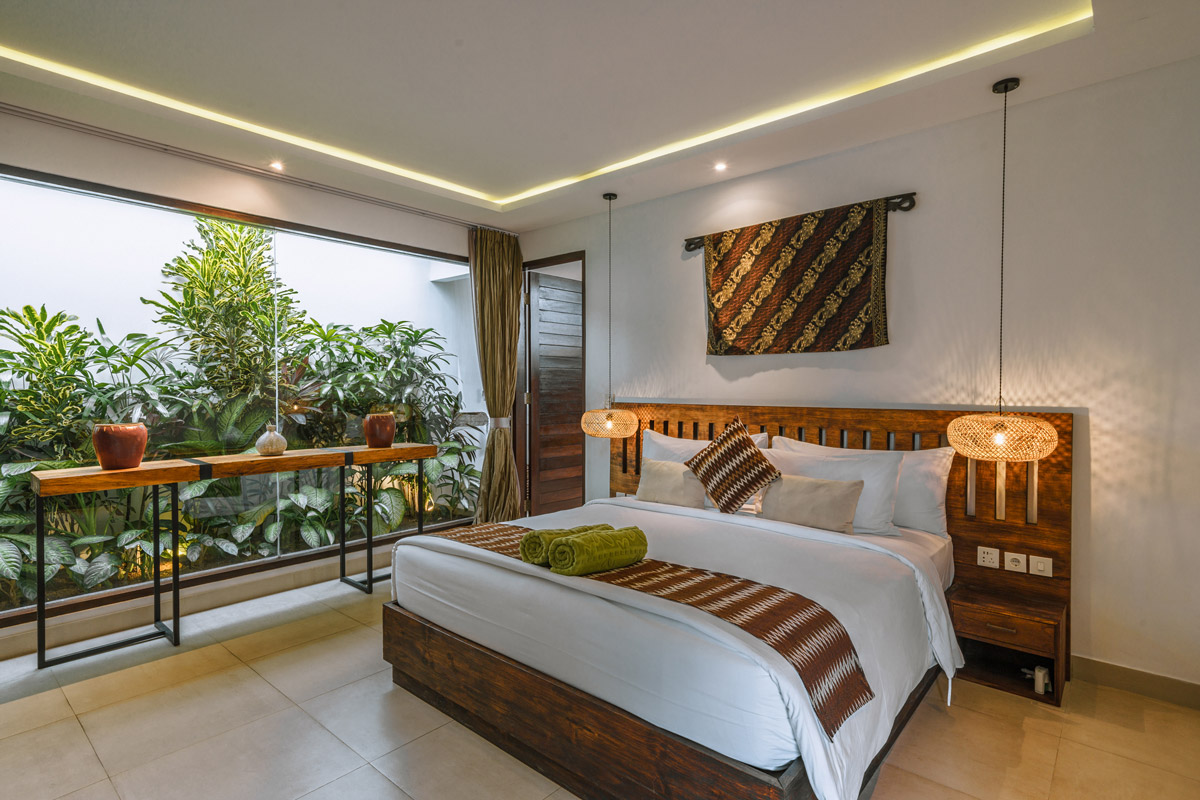 3BR Luxury Pool Villa Garden View