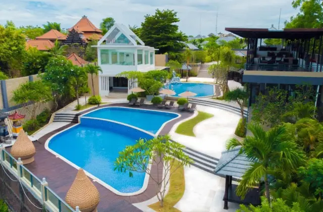 Luxotic Private Villas & Resort