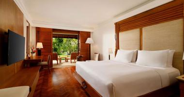 Palace Club Room
