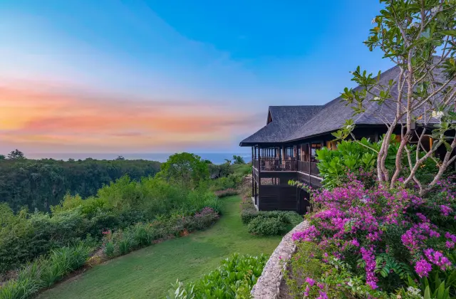 Raffles Bali