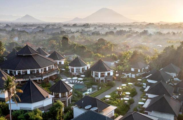 Swan Paradise A Pramana Experience